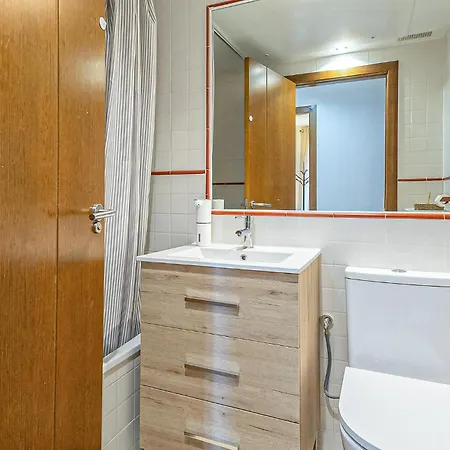 Lovely In With Heated Swimming Pool Apartment